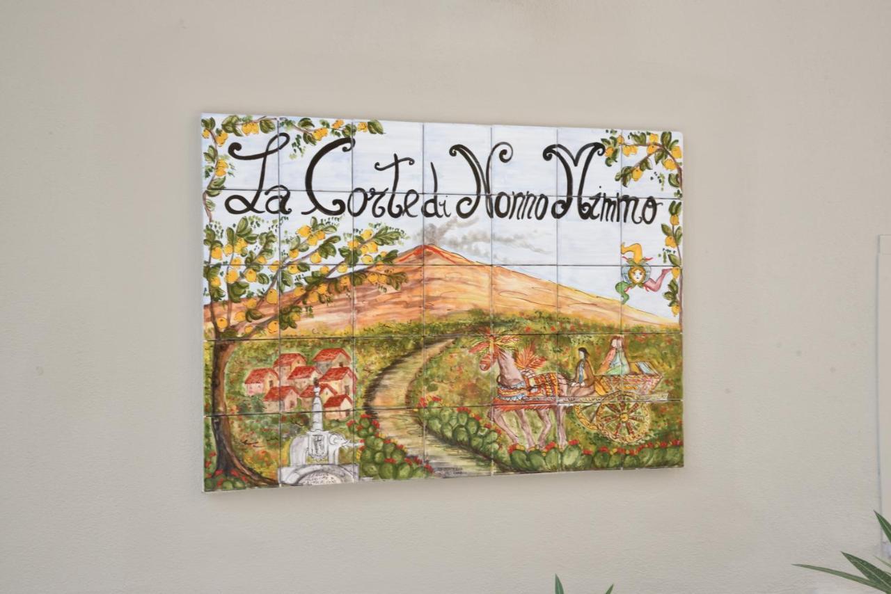 La Corte Di Nonno Mimmo Catânia Exterior foto